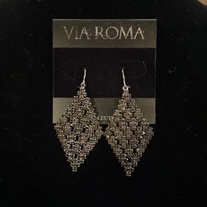 NWT Via Roma bling, dangle earrings
